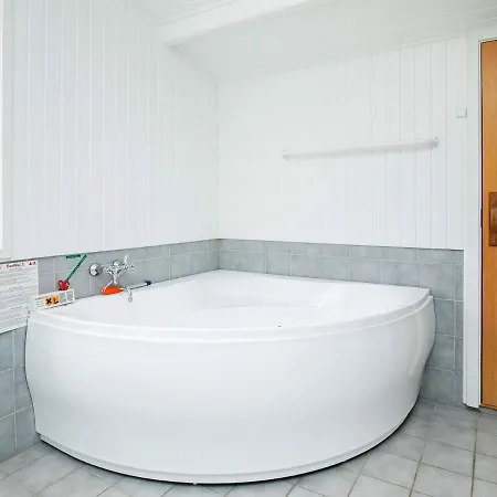6 Person Holiday In Bl Vand