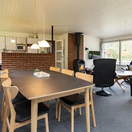 Дом отдыха 6 Person Holiday In Bl Vand Блаванн